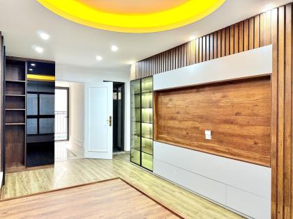 Bán nhà phố Phương Liệt, Thanh Xuân, 65m2, 6 tầng thang máy mới, lô góc, 10m mặt phố
