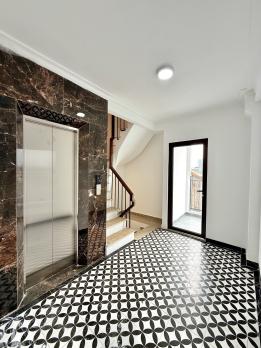 Bán nhà phố Phương Liệt, Thanh Xuân, 65m2, 6 tầng thang máy mới, lô góc, 10m mặt phố