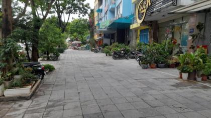 Bán Nhà Mặt Phố Quận Ba Đình 174m2-10 Tầng MT10m Vỉa Hè 2 THOÁNG 128 Tỷ Vạn Phúc.