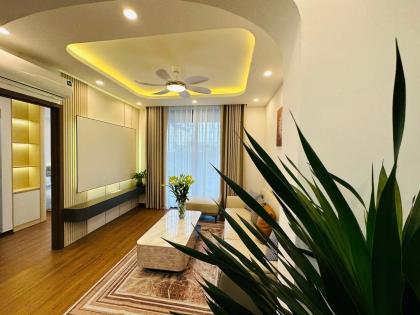 Bán căn hộ tập thể mặt phố Vũ Trọng Phụng, Thanh Xuân, 70m2, đẹp như chung cư ở luôn