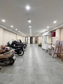 Bán Tòa BUILDING Phố Nguyễn Xiển 132m/ 7T Thang máy, MT 5.2m 79 Tỷ, Cách phố 30m