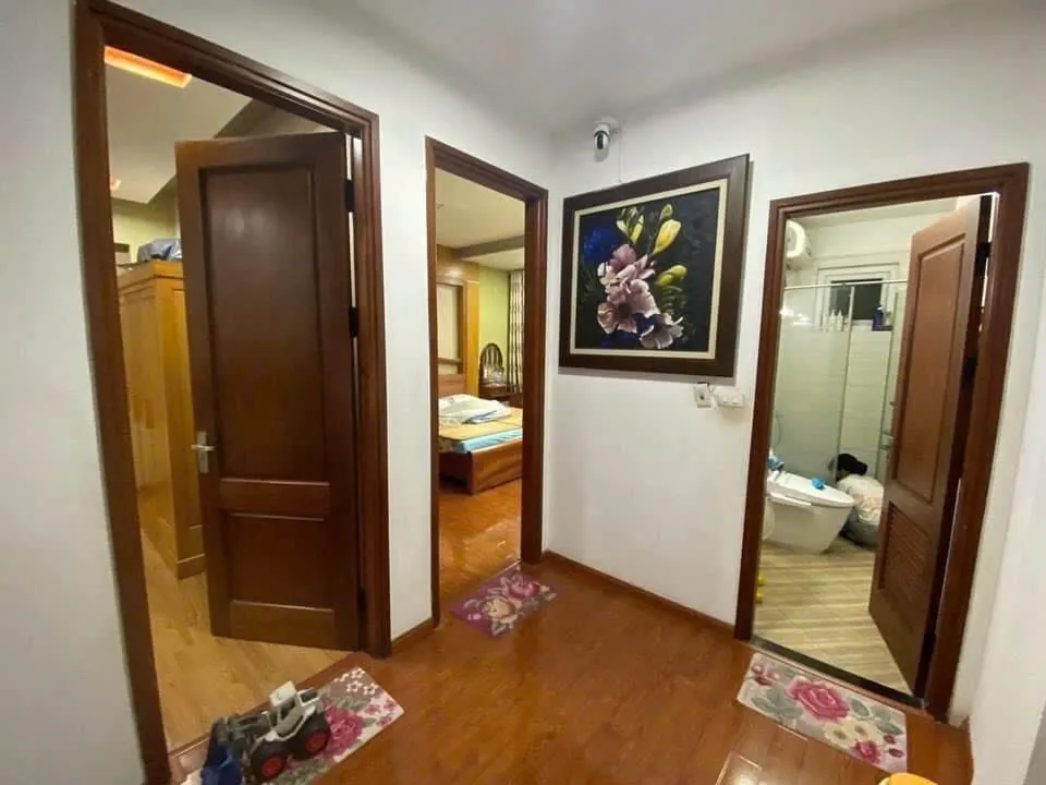 Bán gấp nhà Thái Hà, Phân lô Ô TÔ, 63M x 5 Tầng, 20 tỷ. Lh: 0845369333