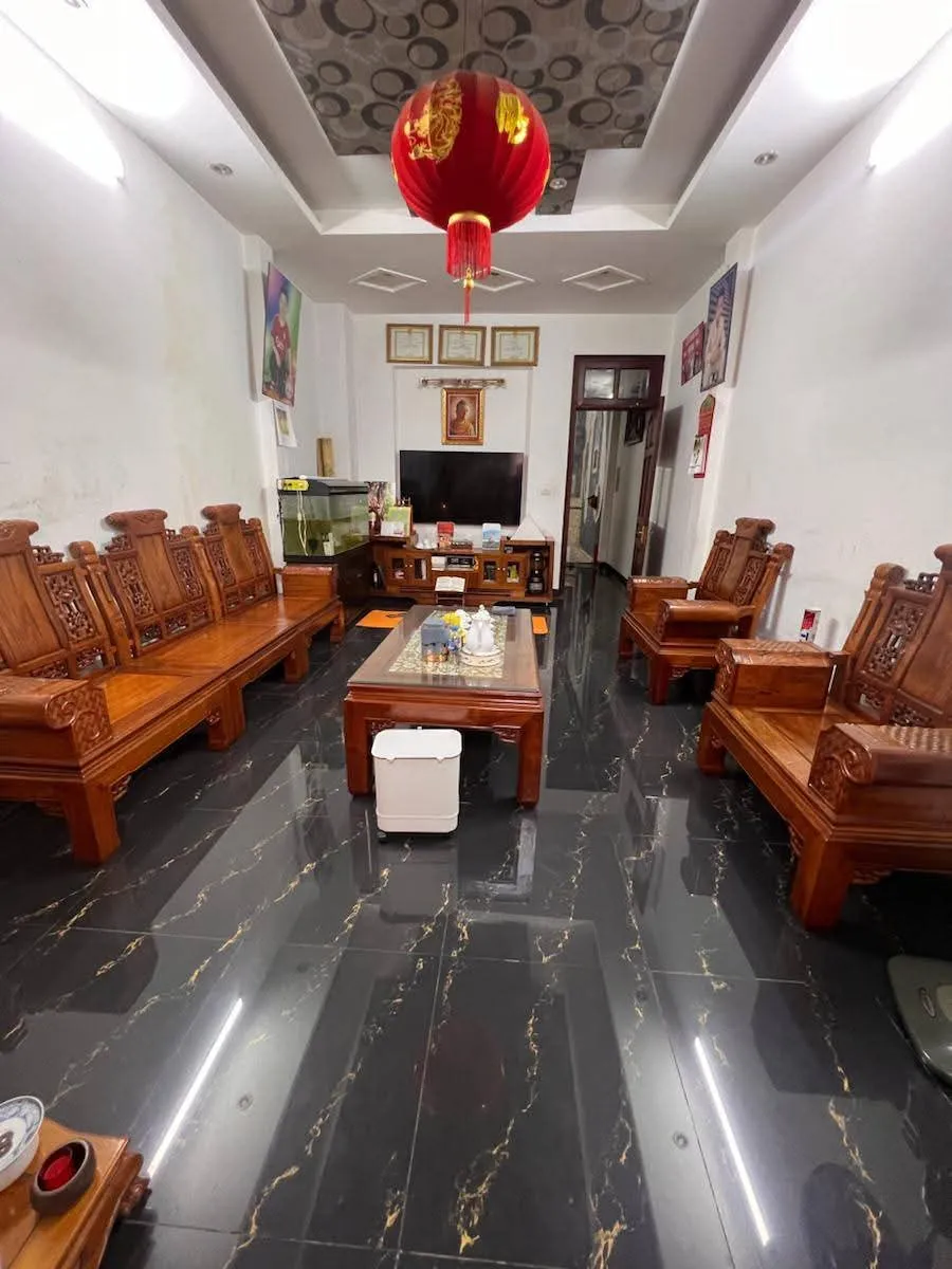 Chính chủ bán gấp Nhà Thái thịnh, Phân Lô, Ô TÔ đỗ cửa 52M x 6Tầng, 25,8 tỷ. Lh: 0845369333