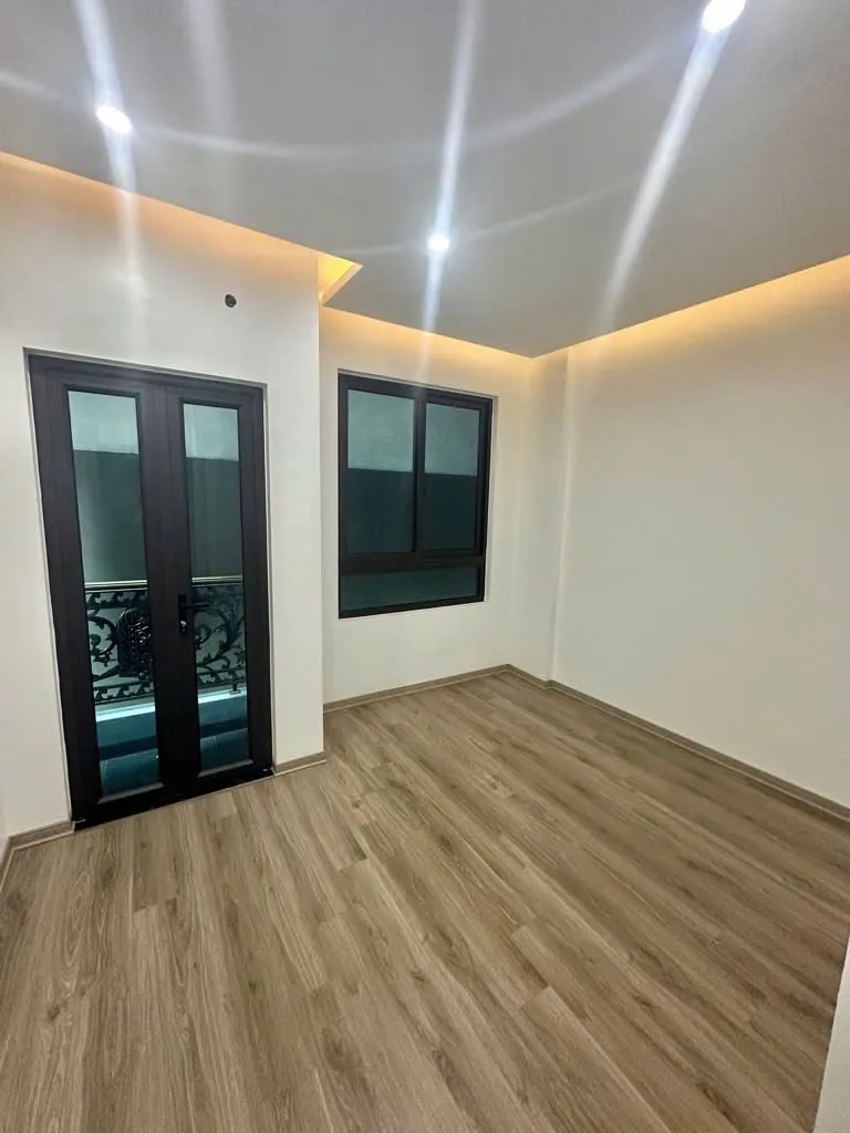 Nhà đẹp trung tâm Đống Đa, phố Pháo Đài Láng 55M x 4Tầng, 13,8 tỷ. Lh: 0845369333