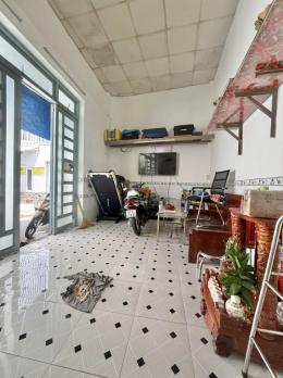 Bán nhà HXH 6m Hòa Bình - ngay Công Viên Đầm Sen, Quận 11, 5,5x19m, Cấp 4, 12,5 tỷ.