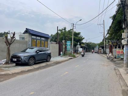 ĐẤT SIÊU HIẾM MT HUỲNH THỊ NA – DT KHỦNG – GẦN NGÃ BA ĐÔNG QUANG