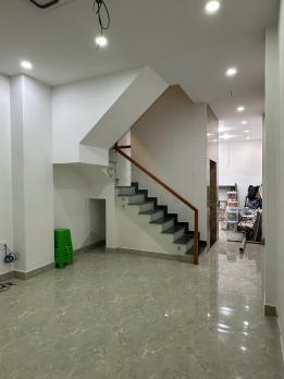 CHO THUÊ NHÀ NGUYÊN CĂN PHAN ĐÌNH PHÙNG P2 ĐÀ LẠT - 5 TẦNG, 8PN, THANG MÁY, MẶT BẰNG KD