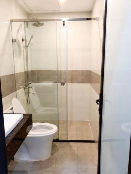 Bán nhà Lê Văn Hiến, 50m2, phân lô, ô tô, nội thất chủ tặng,  7,85 tỷ.