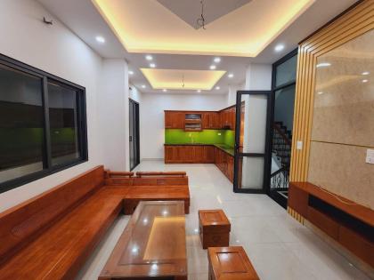 GIA ĐÌNH CẦN B.Á.N GẤP NHÀ HOÀNG VĂN THÁI, THANH XUÂN 40M2 x 5T x MT5,6 PHÂN LÔ, Ô TÔ