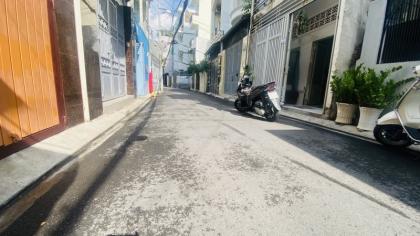 Gấp bán nhà đất hẻm xe hơi, phường Đức Nhuận (Quận Phú Nhuận) TPHCM, giá rẻ, gần sân bay