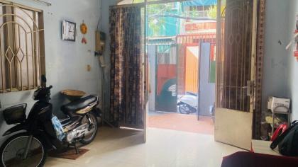 Gấp bán nhà đất hẻm xe hơi, phường Đức Nhuận (Quận Phú Nhuận) TPHCM, giá rẻ, gần sân bay