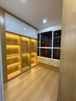 Bán nhà Tập thể đường Nguyễn Trãi, Thanh Xuân, lô góc 3 mặt thoáng, ô tô đỗ chân cầu thang