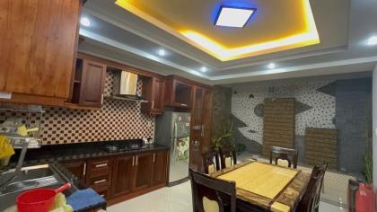 Giá Chỉ 7.x Tỷ TL! 65M² 4 Tầng/4pn Hẻm Xe Hơi, Lê Văn Thọ,  NỞ HẬU TÀI LỘC!
