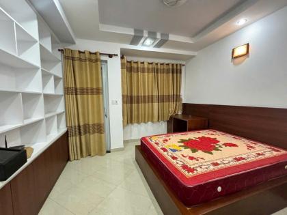 Giá Chỉ 7.x Tỷ TL! 65M² 4 Tầng/4pn Hẻm Xe Hơi, Lê Văn Thọ,  NỞ HẬU TÀI LỘC!