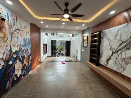 Nhà phố phân lô ngang 4.5m 4 tầng đẹp khu BT Đặng Thùy Trâm 80m2 vào ở ngay chỉ 13 tỷ 800