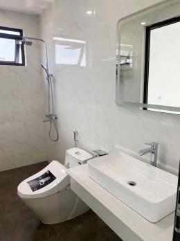 Bán nhà phố An Dương, 75m2 x 7 tầng thang máy, MT 6.5m, kinh doanh tốt