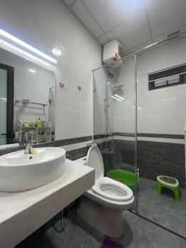Bán nhà ngõ 108 Đông Thiên, 30m2 x 5 tầng, 5.6 tỷ