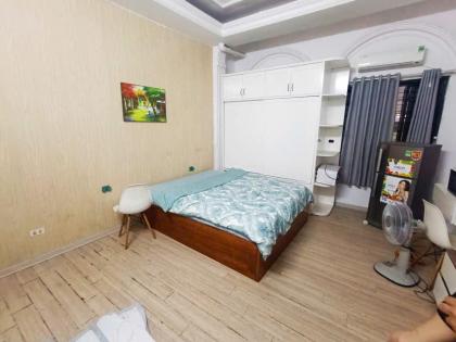 Bán Nhà Mặt Phố Quận Tây Hồ 69m2-7T Th/Máy VIEW Hồ Lô Góc 3 Thoáng 36 Tỷ Yên Phụ.