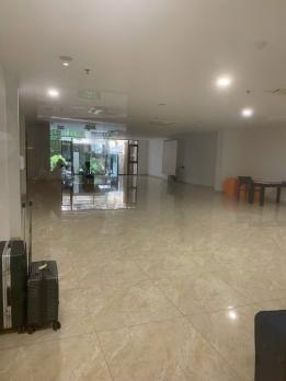 Bán Nhà Mặt Phố Quận Cầu Giấy 300m2-10T MT10m Vỉa Hè Lô Góc 3 Thoáng 190 Tỷ Dịch Vọng Hậu.