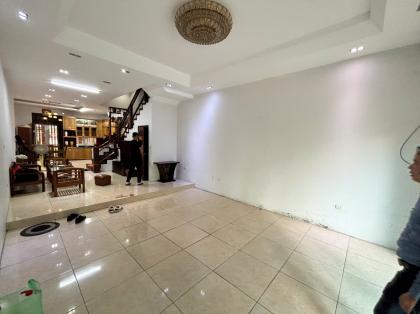 Cho thuê nhà ĐẸP Làng Việt Kiều Châu Âu Full nội thất 80m x 4 tầng 0903409888