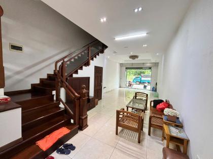 Cho thuê nhà ĐẸP Làng Việt Kiều Châu Âu Full nội thất 80m x 4 tầng 0903409888