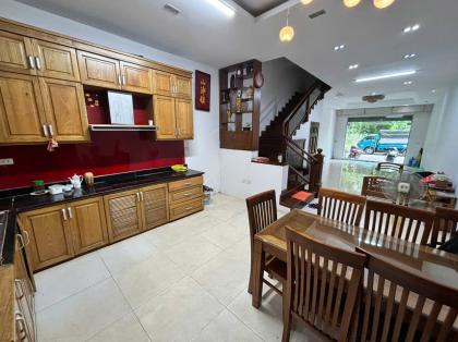 Cho thuê nhà ĐẸP Làng Việt Kiều Châu Âu Full nội thất 80m x 4 tầng 0903409888