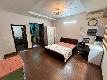 Cho thuê nhà ĐẸP Làng Việt Kiều Châu Âu Full nội thất 80m x 4 tầng 0903409888