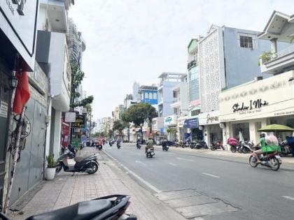 Gấp bán nhà đất mặt tiền phường Đức Nhuận (Quận Phú Nhuận) TPHCM,khu kinh doanh giá tốt
