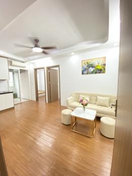 Bán căn hộ chung cư đường Hoàng Đạo Thành, Thanh Xuân, nhà đẹp full nội thất, gara ô tô, thang máy