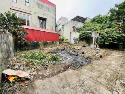 Cần bán  100m ĐẤT, MT 6m Nguyễn Văn Cừ,long Biên giá 9ty ,oto KD