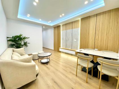 Bán căn hộ tập thể Nguyễn Công Trứ, Hai Bà Trưng, nhà đẹp full nội thất, cực thoáng