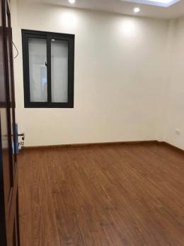 Bán nhà mặt ngõ Tân Mai, 45m2 x 4 tầng, ô tô tránh, 12.5 tỷ