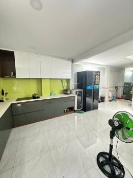 Nhà HXH Đường Huỳnh Văn Bánh Quận Phú Nhuận Phường 17.