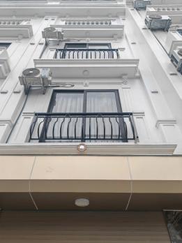 Bán nhà đường Phú Thượng, Quận Tây Hồ 35m2, 5 tầng, nhỉnh 6 tỷ.
