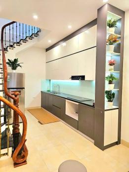 Bán nhà đường Phú Thượng, Quận Tây Hồ 35m2, 5 tầng, nhỉnh 6 tỷ.
