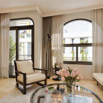 TOÀ KHÁCH SẠN – CH CAO CẤP MẶT PHỐ XUÂN DIỆU 300 TỶ 300M2 XÂY 10 T