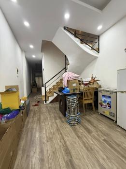 Bán Nhà Mặt Phố Quận Ba Đình 60m2-5T 7m Vỉa Hè 2 THOÁNG VIEW KS 26 Tỷ Vạn Phúc.