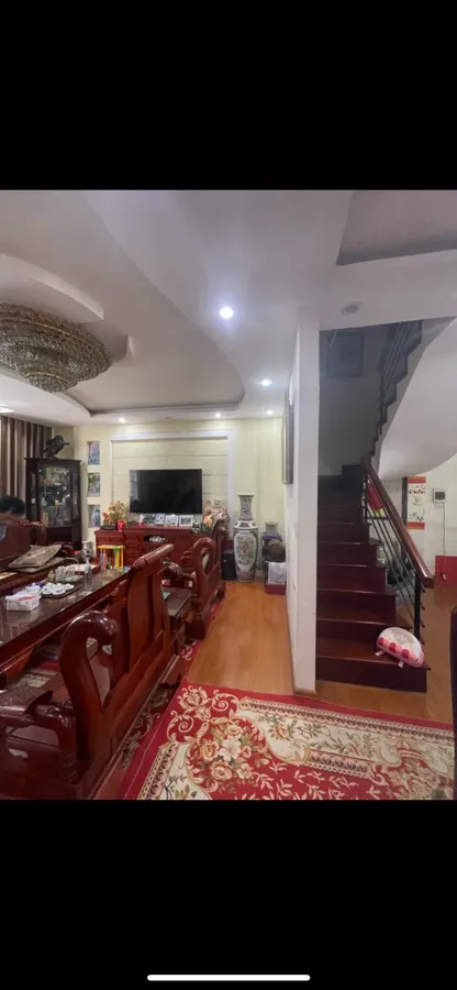 Bán nhà mặt ngõ Vũ Tông Phan - Thanh Xuân cách mặt phố 5 mét, ngõ ô tô, DT 58m, MT 5.1m, giá 18 tỷ.