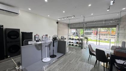 Bán Nhà Mặt Phố 180m2-6T MT7,8m Vỉa Hè 2 THOÁNG Quận Tây Hồ 63,8 Tỷ Lạc Long Quân.