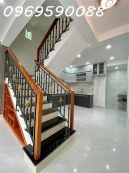 BÁN NHÀ 5 TẦNG PHÚ THỌ HÒA – 6PN – HẺM THÔNG THOÁNG – CHỈ 5TỶxx
