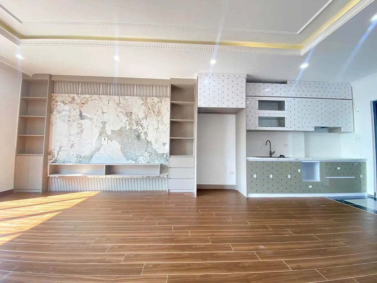 Bán nhà Khuất Duy Tiến - Thanh Xuân 7 tầng thang máy, ô tô đỗ cửa, DT 55m, MT 5.5m, giá 21 tỷ.