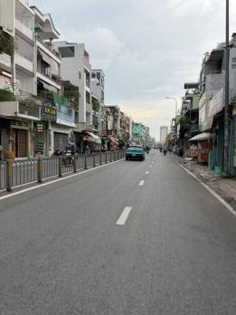 Nhà Đường Nguyễn Chí Thanh Quận 11 Phường 13.