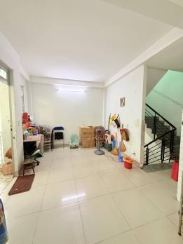 Nhà Đường Nguyễn Chí Thanh Quận 11 Phường 13.