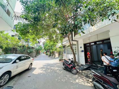 bán nhà kđt văn quán diện tích 69m, 4 tầng thang máy chở, kinh doanh , giá 17.2 tỷ