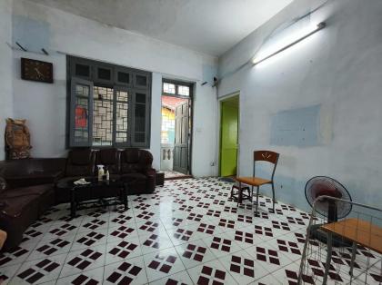 CHO THUÊ CĂN HỘ TẬP THỂ 7.2 HA VĨNH PHÚC, BA ĐÌNH, 2 NGỦ, SẴN NỘI THẤT, GIA ĐÌNH, Ở NHÓM