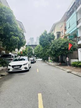 Cần bán nhà sát Làng Việt Kiều Mỗ Lao 79m2, 5 Tầng, Giá nhỉnh 20 Tỷ +