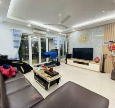Cần bán nhà sát Làng Việt Kiều Mỗ Lao 79m2, 5 Tầng, Giá nhỉnh 20 Tỷ +