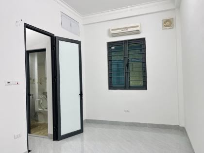 Bán nhà phố Vương Thừa Vũ, Thanh Xuân, lô góc 2 mặt tiền, ô tô vào nhà