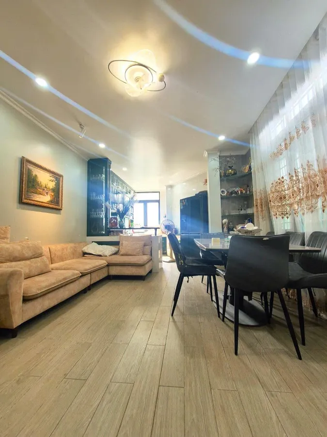 Bán nhà Tây Sơn - Đống Đa vừa ở vừa cho thuê, DT 38m2, MT 8.5m2, giá 18 tỷ.