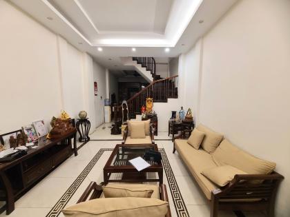 bán nhà phân lô nguyễn tuân thanh xuân, 55m 5 tầng, kinh doanh , giá 18,5 tỷ